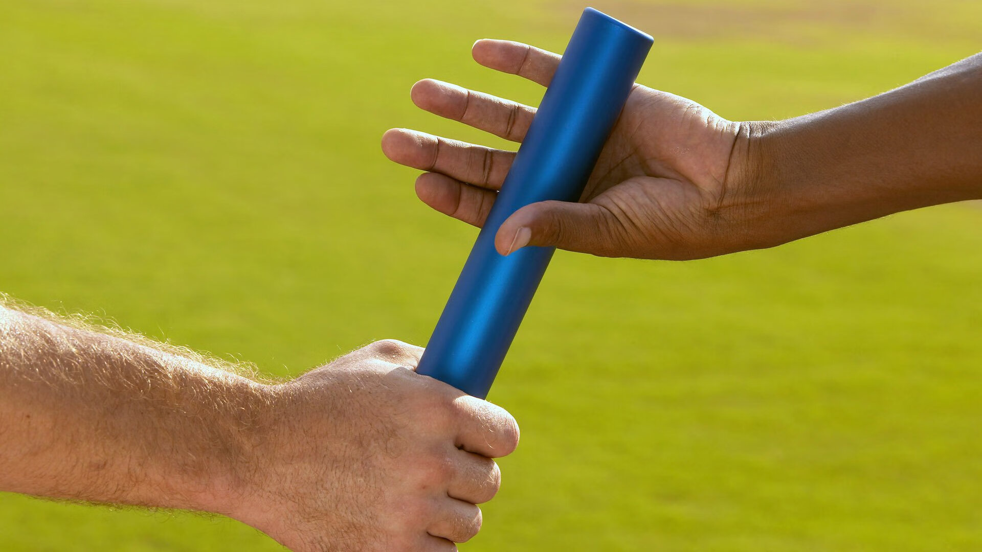 德国战车碾过天蓝军团，基米希的大脑与铁肺定义新时代中场